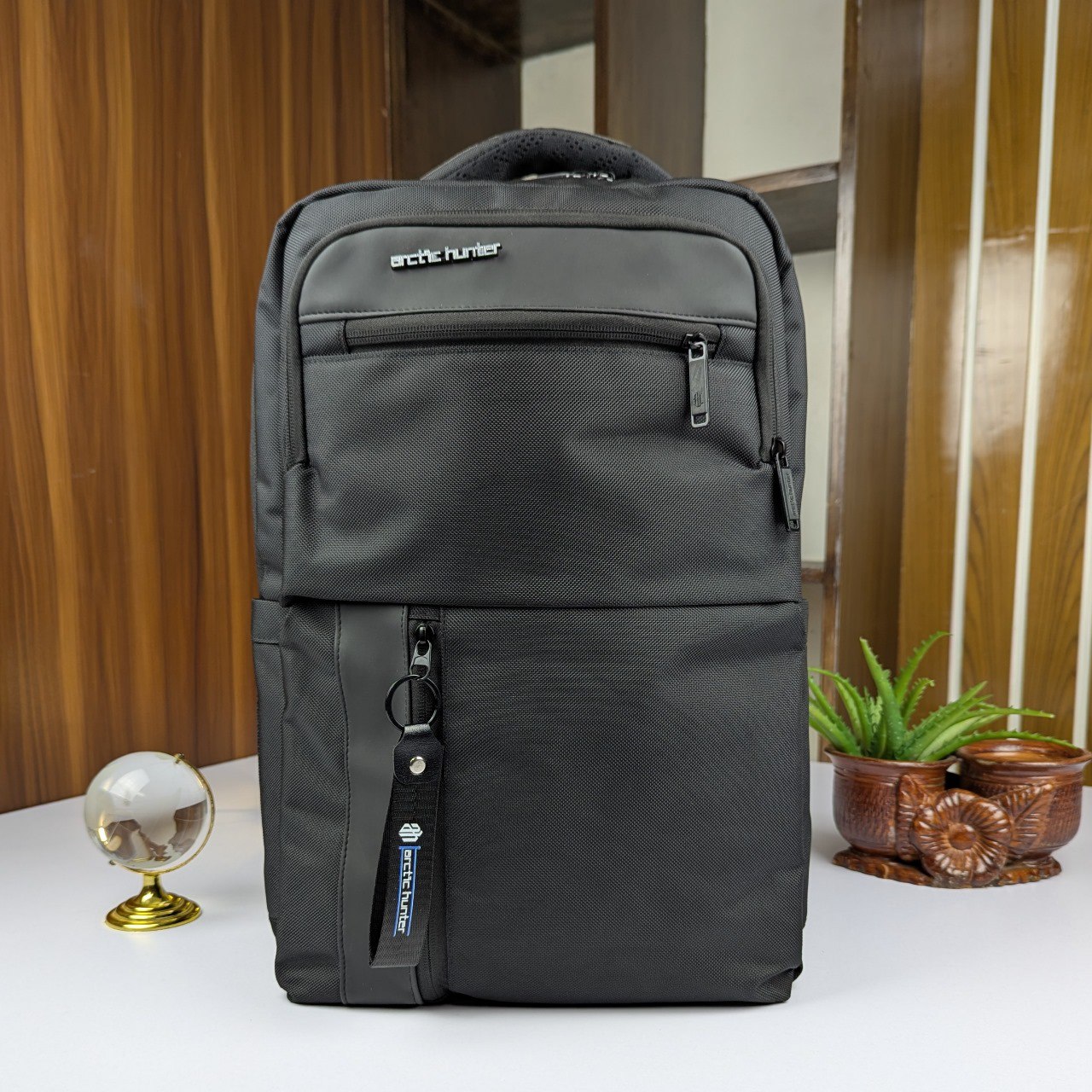 đ§ŗ Arctic Hunter B00477 City Hunter Series Backpac
