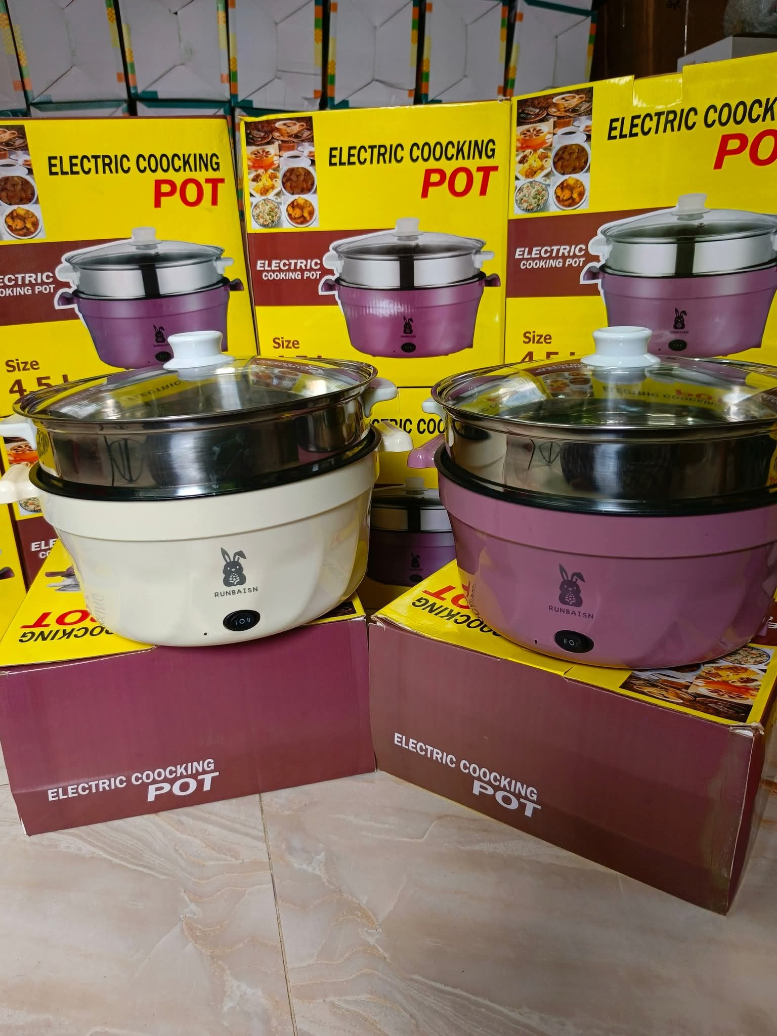 "Electric Cooking Pot 4.5L – Quick, Convenient, and Efficient Cooking
